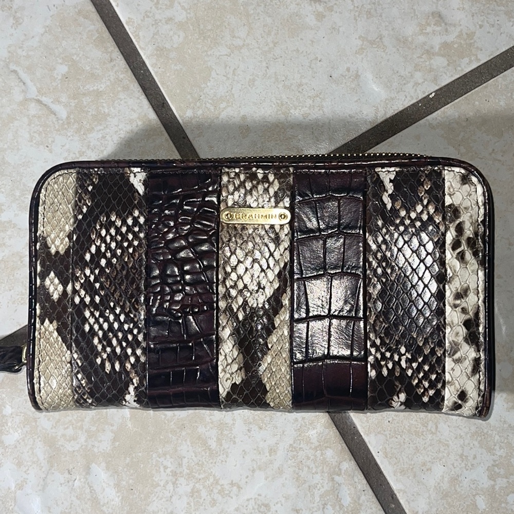 BRAHMIN SNAKE SKIN PREOWNED